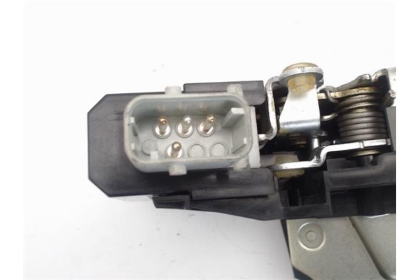 Recambio de cierre electromagnetico delantero derecho para bmw serie 5 berlina (e39) 3.0 530i referencia OEM IAM 51218235104  