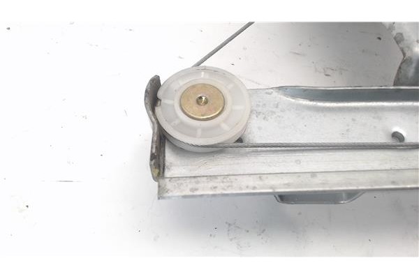 Recambio de mecanismo elevalunas trasero izquierdo para citroen c3 referencia OEM IAM 922384 101113 