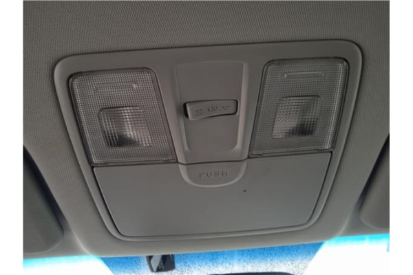 Recambio de luz interior techo para hyundai i30 (fd) 1.6 crdi referencia OEM IAM 92800A5010TX  