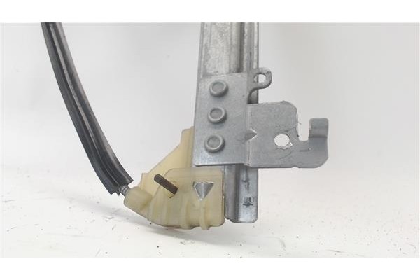 Recambio de mecanismo elevalunas delantero derecho para citroen xsara berlina referencia OEM IAM 400595R  