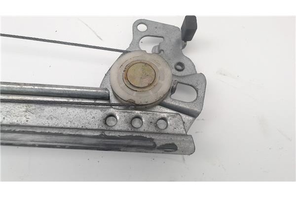 Recambio de mecanismo elevalunas delantero izquierdo para citroen c3 referencia OEM IAM 400619F  