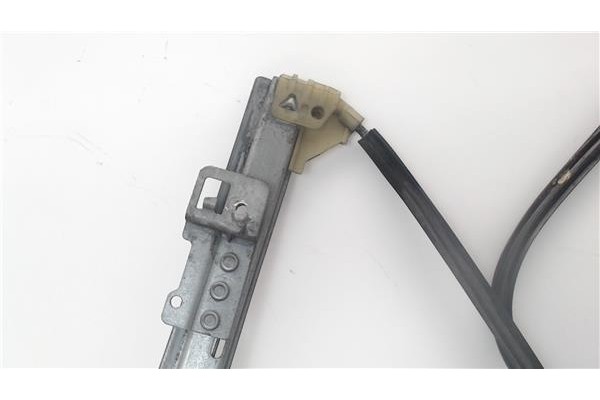 Recambio de mecanismo elevalunas delantero derecho para citroen xsara berlina referencia OEM IAM 400595R  