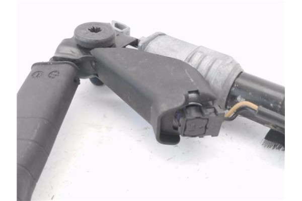 Recambio de anclaje cinturon delantero derecho para opel corsa d 1.4 referencia OEM IAM 5197226 13225285 