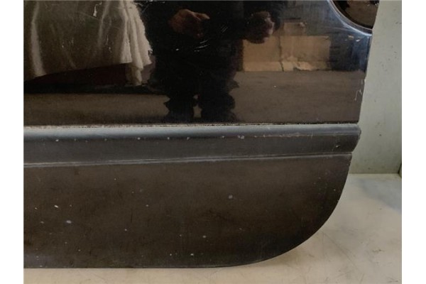 Recambio de puerta delantero izquierda para renault twingo ii 1.2 16v (c06c, c06d, c06k) referencia OEM IAM 7751477647 801010419