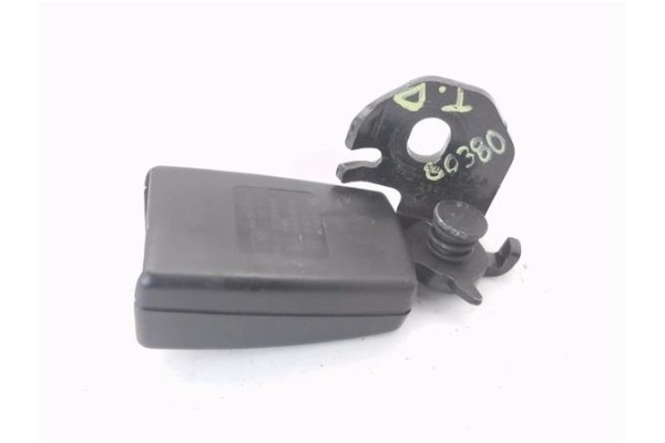 Recambio de anclaje cinturon trasero derecho para opel corsa d 1.4 referencia OEM IAM 197652  