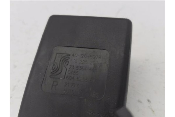 Recambio de anclaje cinturon trasero derecho para opel corsa d 1.4 referencia OEM IAM 197652  