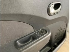 Recambio de puerta delantero izquierda para renault twingo ii 1.2 16v (c06c, c06d, c06k) referencia OEM IAM 7751477647 801010419