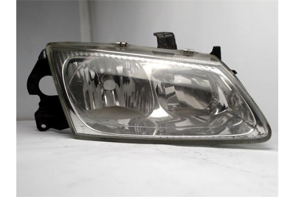 Recambio de faro delantero dcho para nissan almera (n16/e) 2.2 di referencia OEM IAM 26010BN01A VALEO 