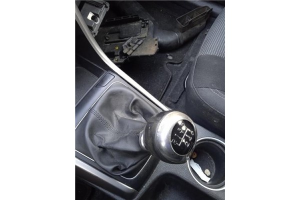 Recambio de pomo palanca cambio para hyundai i30 (fd) 1.6 crdi referencia OEM IAM 84640A50004X  