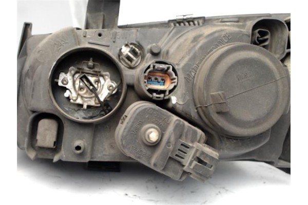 Recambio de faro delantero dcho para nissan almera (n16/e) 2.2 di referencia OEM IAM 26010BN01A VALEO 