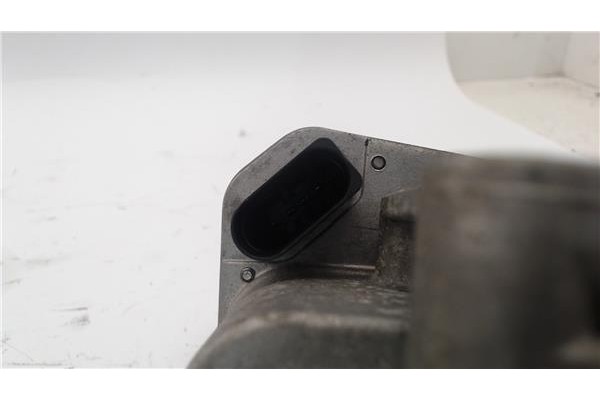 Recambio de caja mariposa aire para opel corsa c 1.7 cdti referencia OEM IAM 8973002310  