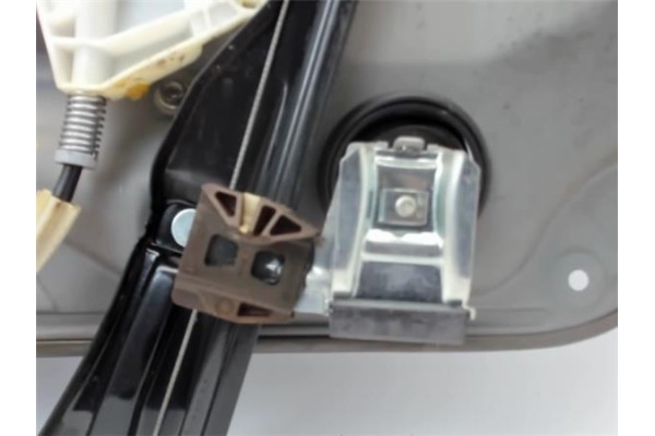 Recambio de elevalunas electrico delantero izquierdo para volkswagen golf iv berlina (1j1) referencia OEM IAM 1J4337755E  