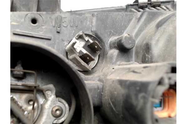 Recambio de faro delantero dcho para nissan almera (n16/e) 2.2 di referencia OEM IAM 26010BN01A VALEO 