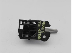 Recambio de manilla int. puerta trasero derecha para toyota auris (e15) 2.0 d-4d referencia OEM IAM 6920502120B1  