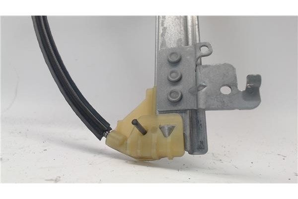 Recambio de mecanismo elevalunas delantero derecho para citroen xsara berlina referencia OEM IAM 400595R  