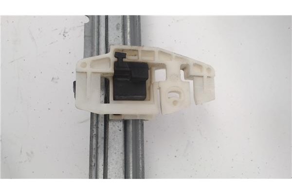 Recambio de mecanismo elevalunas delantero derecho para citroen xsara berlina referencia OEM IAM 400595R  