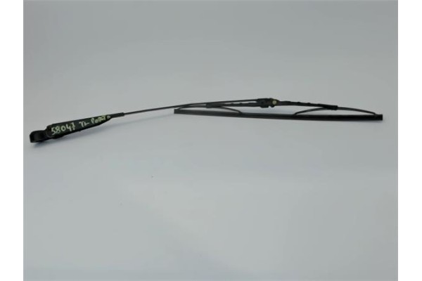 Recambio de brazo limpiaparabrisas trasero para opel vivaro 2.5 dti referencia OEM IAM   