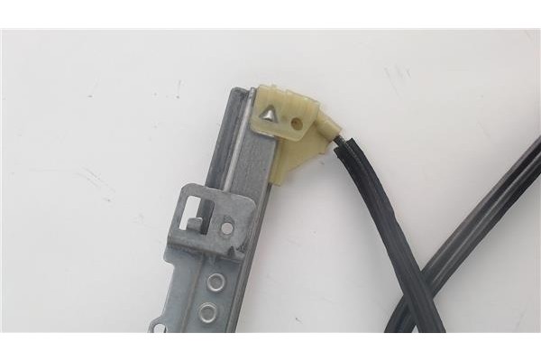 Recambio de mecanismo elevalunas delantero derecho para citroen xsara berlina referencia OEM IAM 400595R  