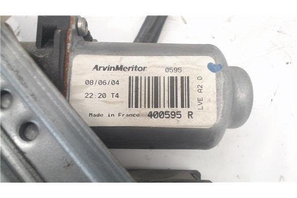 Recambio de mecanismo elevalunas delantero derecho para citroen xsara berlina referencia OEM IAM 400595R  