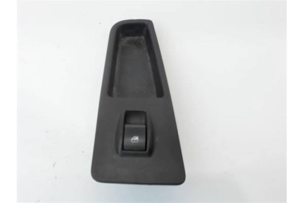 Recambio de mando elevalunas delantero derecho para fiat punto / grande punto (199) 1.4 16v referencia OEM IAM   
