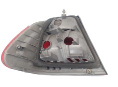 Recambio de piloto trasero derecho para bmw serie 3 berlina (e46) 2.0 320d referencia OEM IAM 63218383822  