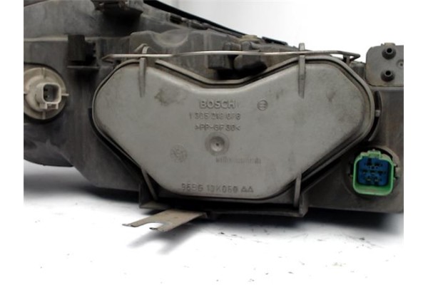 Recambio de faro delantero izquierdo para ford mondeo ii ranchera familiar (bnp) 1.8 td referencia OEM IAM 1110521  