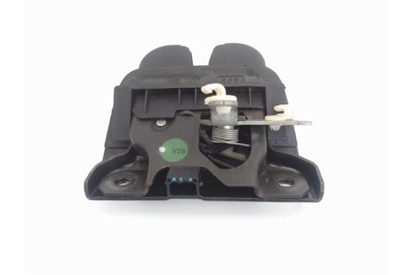 Recambio de cierre electromagnetico porton para audi allroad quattro (4b5) 2.5 tdi (132kw) referencia OEM IAM 4B9827520  