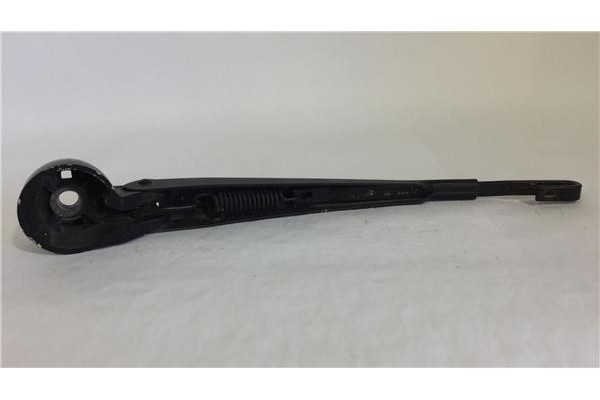Recambio de brazo limpiaparabrisas trasero para audi a3 (8l) 1.8 t ambiente referencia OEM IAM 8D9955407  8D9955407A , AUDI