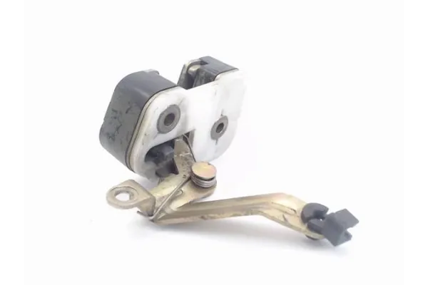 Recambio de cierre electromagnetico trasero derecho para renault master ii furgón (fd) 2.5 dci 120 referencia OEM IAM 7700351343