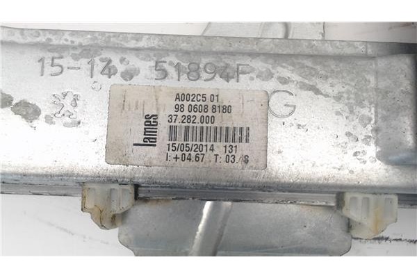 Recambio de mecanismo elevalunas delantero izquierdo para peugeot 208 referencia OEM IAM 9806081880  