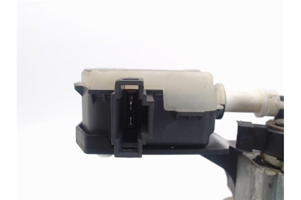 Recambio de cerradura porton para seat ibiza (6l1) 1.4 tdi referencia OEM IAM 1M0959781A  3B0959781B , AUDI | 5K6810773A , AUDI 