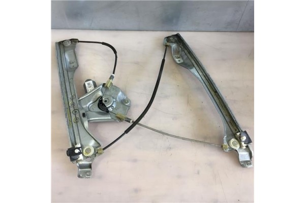 Recambio de mecanismo elevalunas delantero derecho para renault clio iii 1.2 referencia OEM IAM 8200291147 981283202 8200843597 