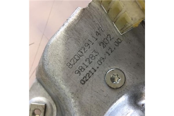 Recambio de mecanismo elevalunas delantero derecho para renault clio iii 1.2 referencia OEM IAM 8200291147 981283202 8200843597 