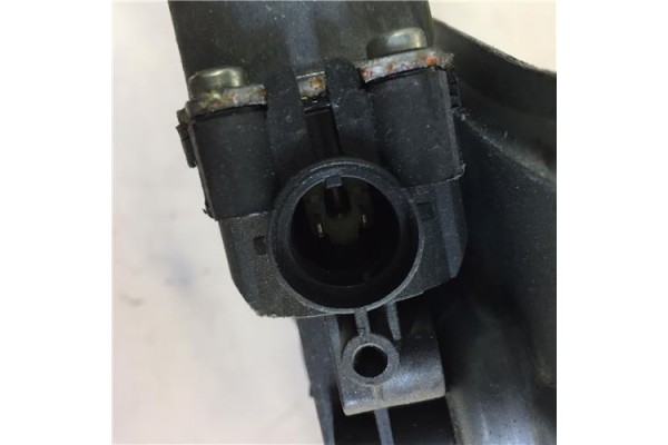 Recambio de mecanismo elevalunas delantero derecho para renault clio iii 1.2 referencia OEM IAM 8200291147 981283202 8200843597 