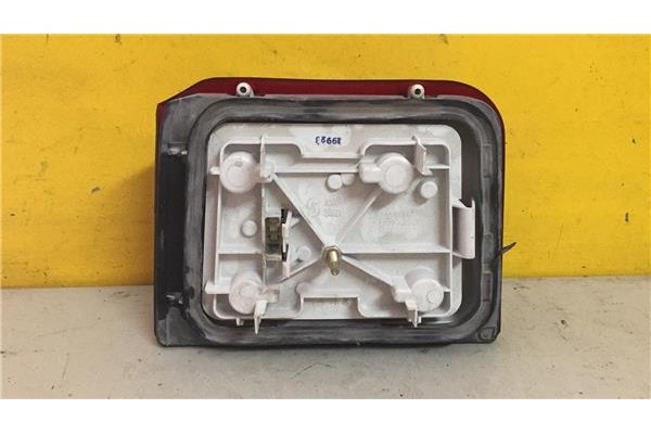 Recambio de piloto trasero derecho para peugeot 205 ii (20a/c) 1.0 referencia OEM IAM   