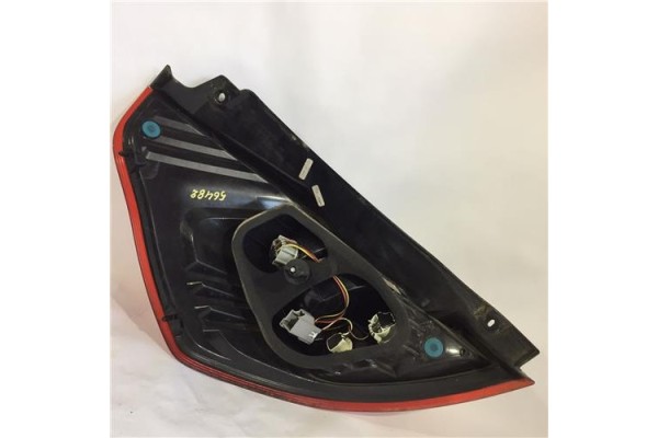 Recambio de piloto trasero derecho para ford fiesta (cnn) 1.5 trend referencia OEM IAM C1BB13404A  