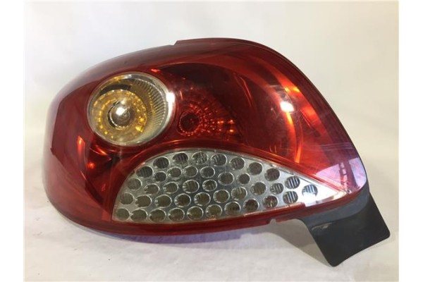 Recambio de piloto trasero izquierdo para peugeot 206 + 1.4 básico referencia OEM IAM 9685618280  