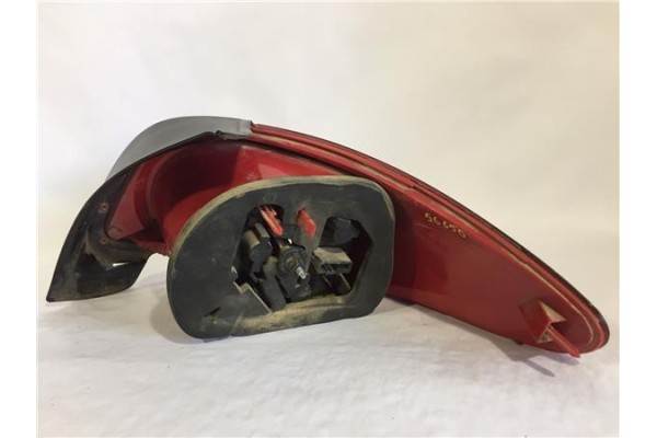 Recambio de piloto trasero izquierdo para peugeot 206 + 1.4 básico referencia OEM IAM 9685618280  