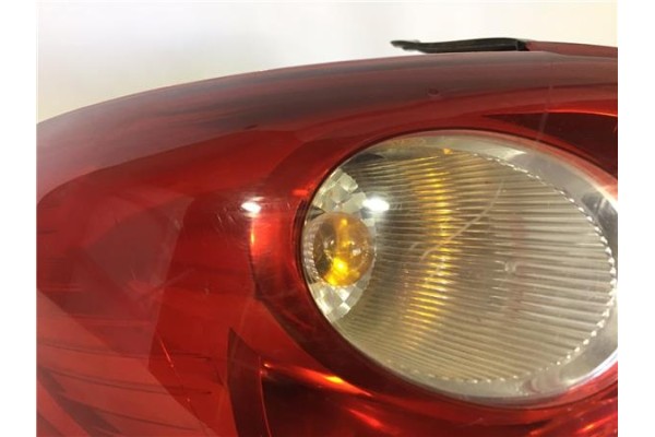 Recambio de piloto trasero izquierdo para peugeot 206 + 1.4 básico referencia OEM IAM 9685618280  