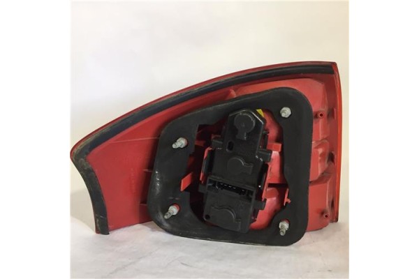 Recambio de piloto trasero derecho para audi a6 berlina (4b2) 2.8 referencia OEM IAM 4B5945096 2212505 4B9945096 , AUDI