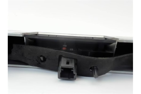 Recambio de maneta exterior porton para citroen c3 1.4 hdi referencia OEM IAM P10120135692  