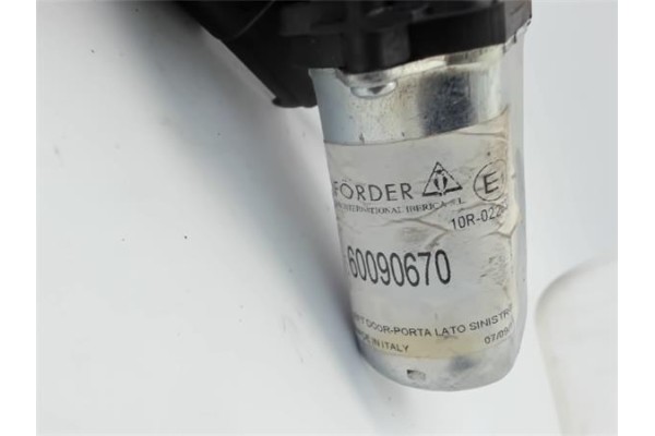 Recambio de mecanismo elevalunas delantero izquierdo para renault megane i scenic (ja0) referencia OEM IAM   