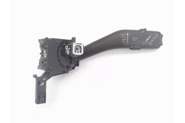 Recambio de mando limpiaparabrisas para volkswagen golf v (1k1) referencia OEM IAM 1K0953519J  1K0953519A , AUDI | 1K0953519C ,  Recambio de mando limpiaparabrisas para volkswagen golf v (1k1) referencia OEM IAM 1K0953519J  1K0953519A , AUDI | 1K0953519C ,