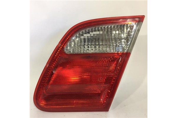 Recambio de piloto interior derecho para mercedes-benz clase e (bm 210) berlina 2.6 240 (210.062) referencia OEM IAM 2108203864 
