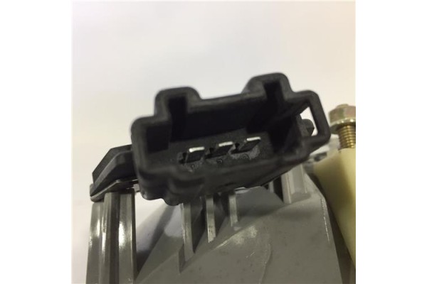 Recambio de piloto interior derecho para mercedes-benz clase e (bm 210) berlina 2.6 240 (210.062) referencia OEM IAM 2108203864 