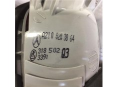 Recambio de piloto interior derecho para mercedes-benz clase e (bm 210) berlina 2.6 240 (210.062) referencia OEM IAM 2108203864 