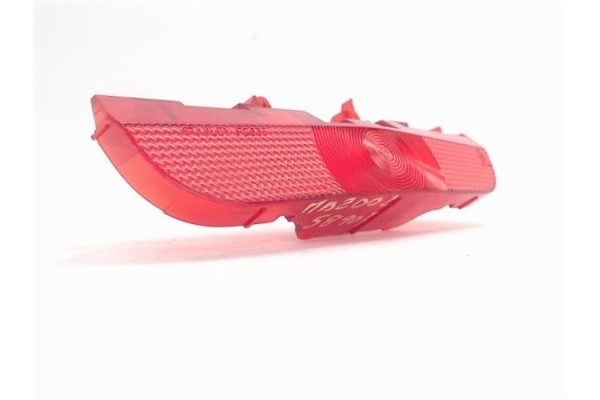 Recambio de luz central de freno para mazda 2 (b2w) 1.6 referencia OEM IAM D35051580C  