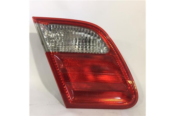 Recambio de piloto interior izquierdo para mercedes-benz clase e (bm 210) berlina 2.6 240 (210.062) referencia OEM IAM 210820376