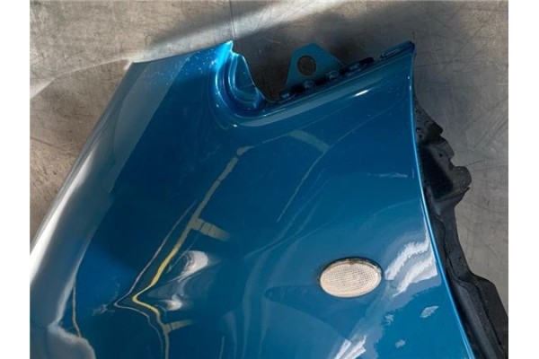 Recambio de aleta delantero izquierda para mercedes-benz clase a (bm 168) 1.9 190 (168.032) referencia OEM IAM A1688800718  