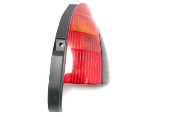 Recambio de piloto trasero derecho para peugeot 306 break referencia OEM IAM  45228 